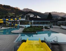 Sporthotel Royer Sporthotel Royer Aussenpool mit Badelandschaft und Rutsche
