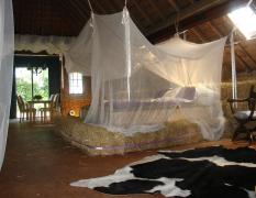 Hayema Heerd - Strohhotel